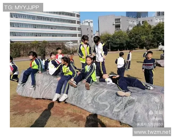 杨静专访:追忆足球生涯中的辉煌与挑战