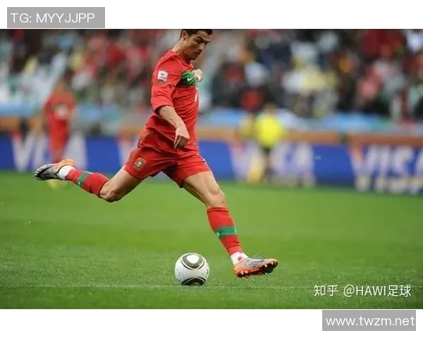 足球明星亲授射门技巧视频解析助你提升射门水平与比赛表现